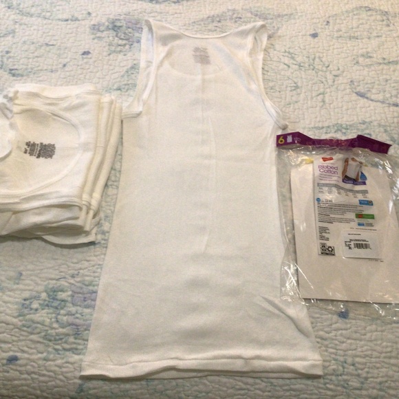 NWT - Hanes Women’s s Breathable Ribbed Tagless Tanks - Picture 2 of 6